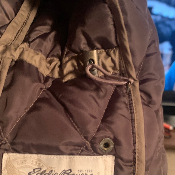 Eddie Bauer Women's Quilted Vest - Picture 9 of 9